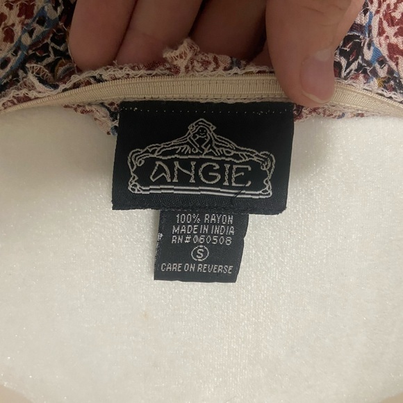 Angie EUC off the shoulder 3/4 slit sleeve boho prairie casual printed top S - Picture 5 of 6